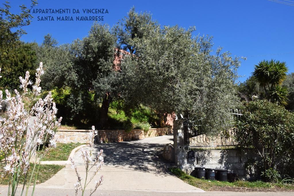 Appartamenti Da Vincenza Santa Maria Navarrese Exteriör bild