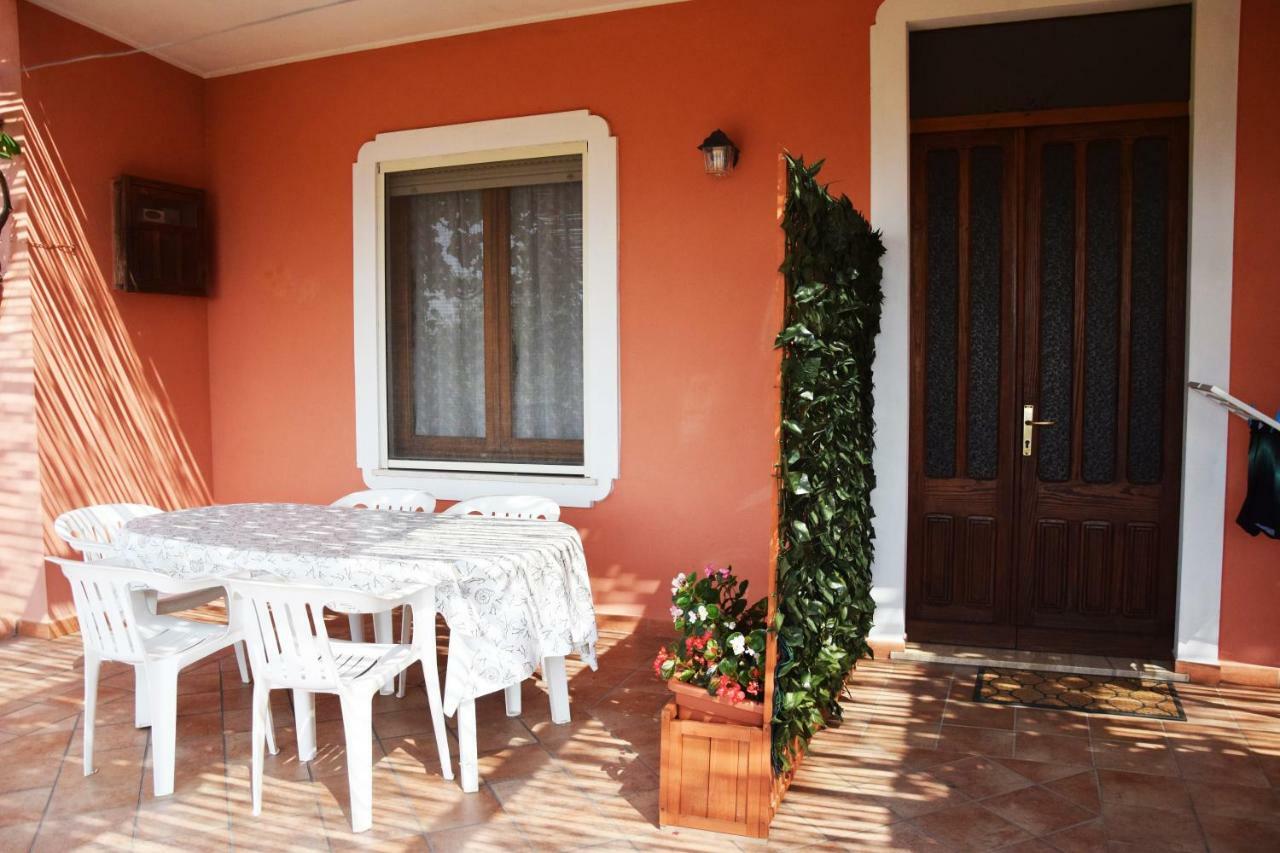 Appartamenti Da Vincenza Santa Maria Navarrese Exteriör bild